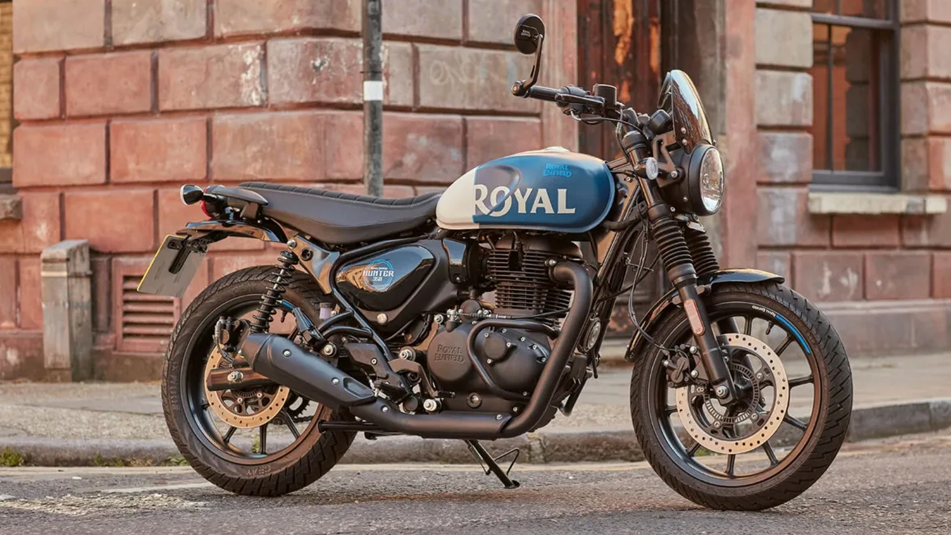 royal-enfeild_0000_Layer 5